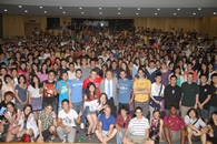 Prof. Jack Cheng, Pro-Vice-Chancellor of CUHK (middle, second row), welcomed the 500 international students from 20 countries at an orientation.